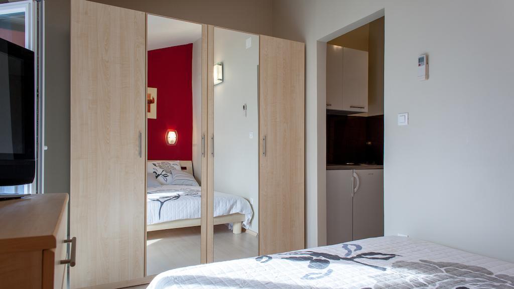 Apartments Toni Omiš Pokój zdjęcie