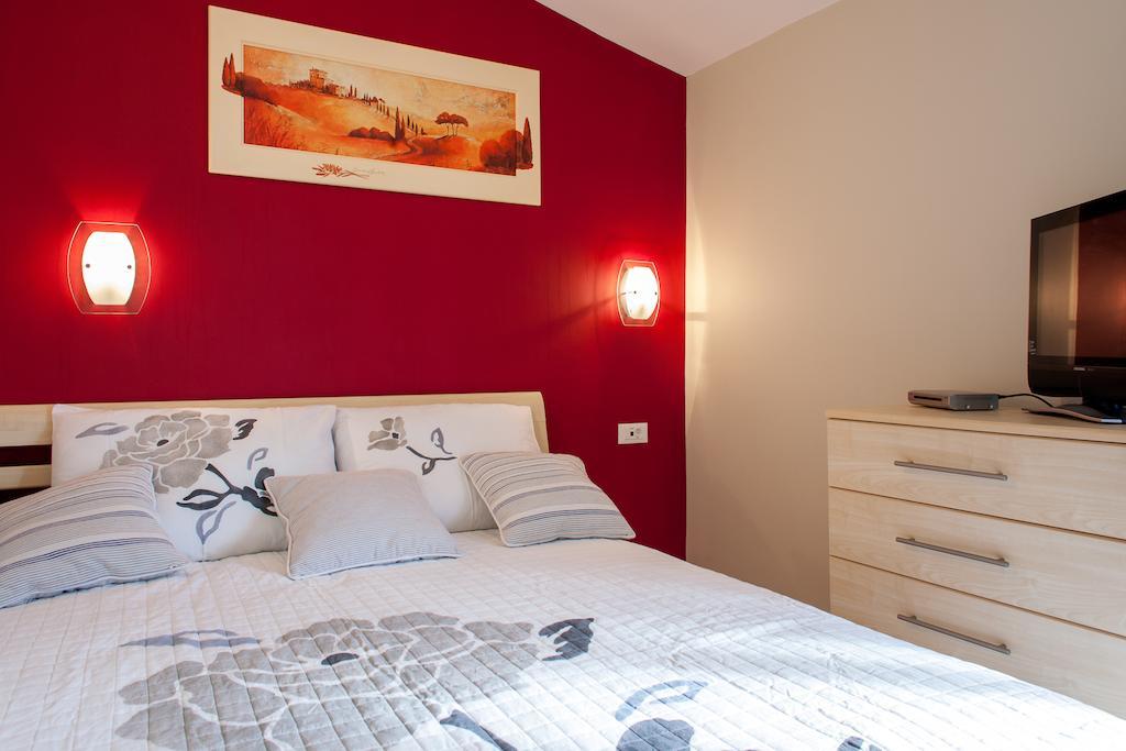 Apartments Toni Omiš Pokój zdjęcie