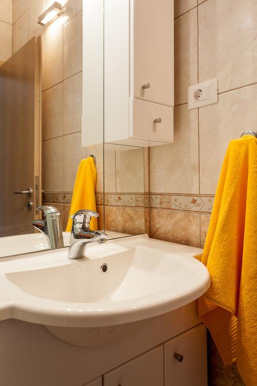 Apartments Toni Omiš Pokój zdjęcie