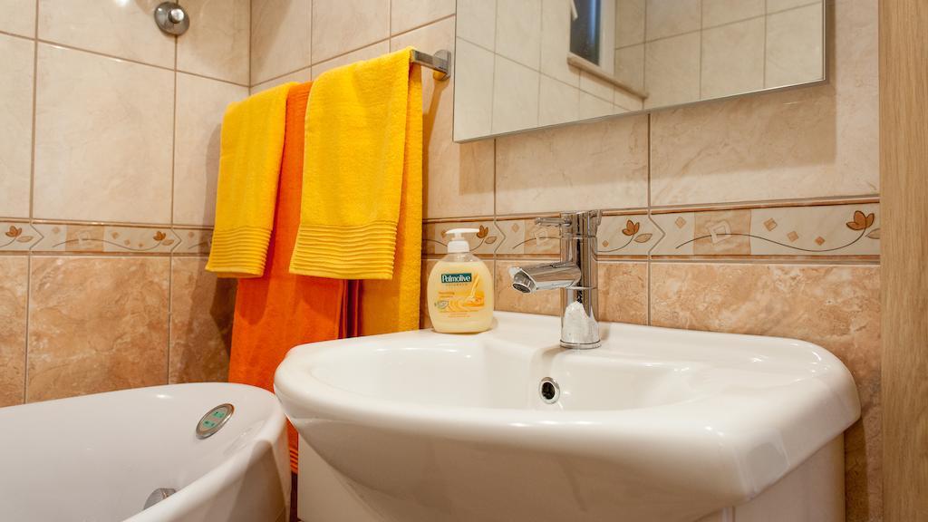 Apartments Toni Omiš Pokój zdjęcie